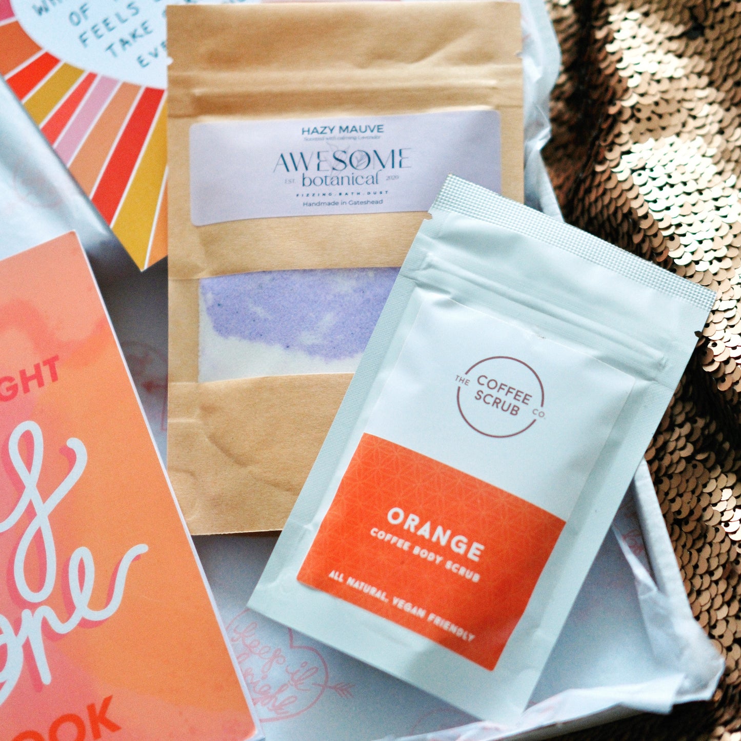 the self-care kit - body scrub & bath dust