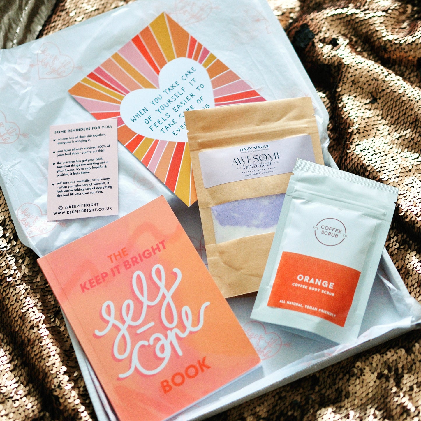 the self-care kit - body scrub & bath dust