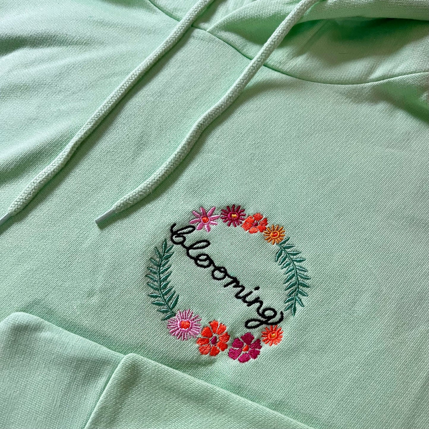 blooming embroidered hoodie - mint