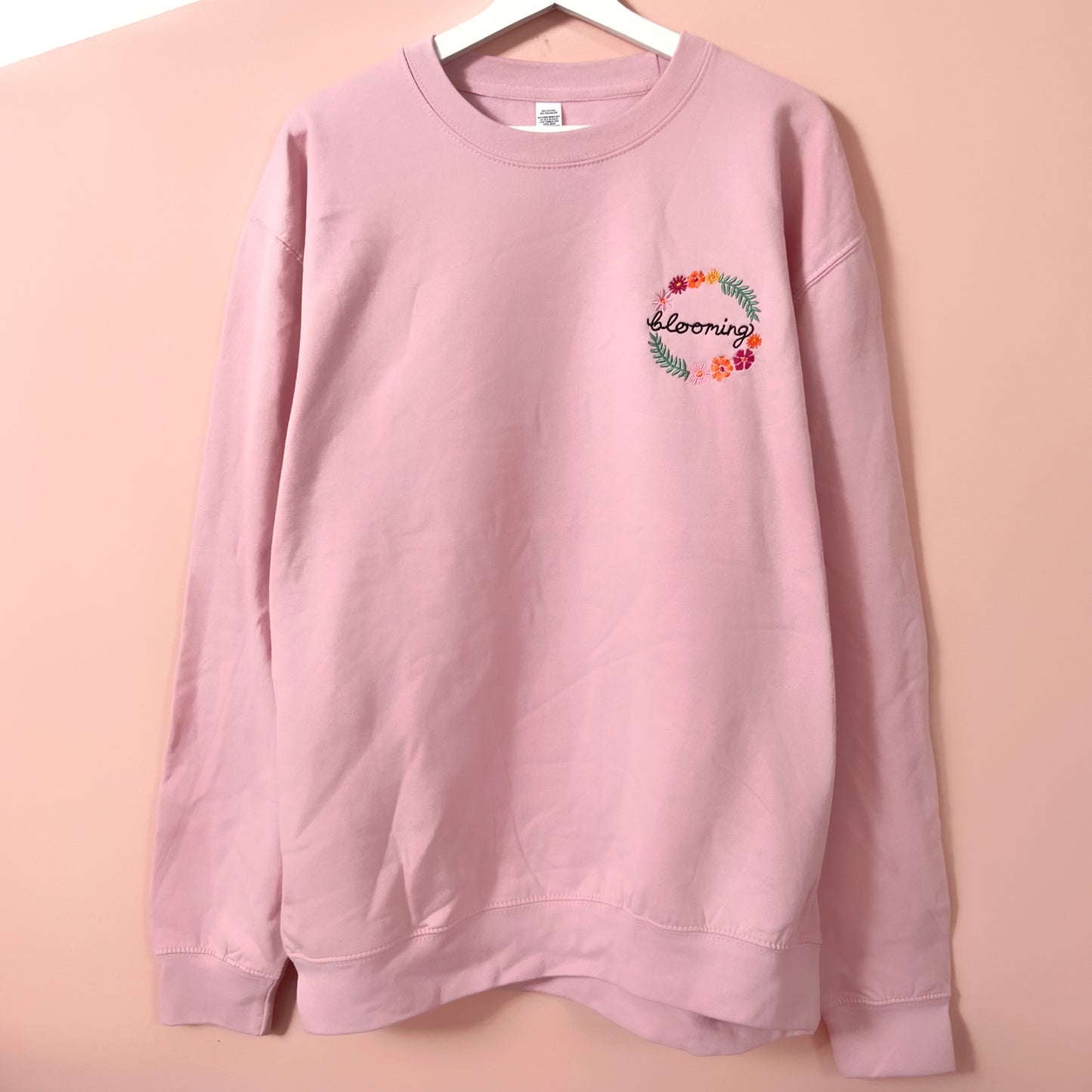 blooming embroidered sweatshirt - baby pink