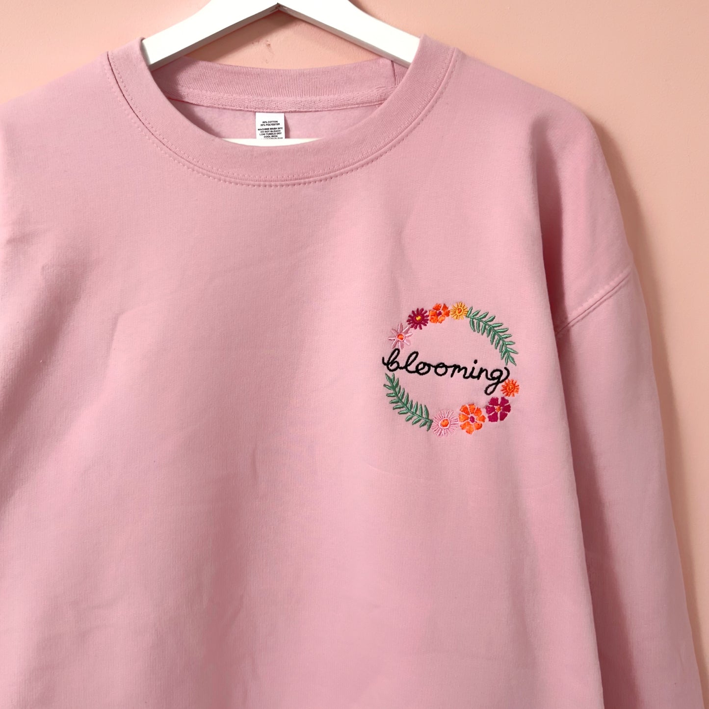 blooming embroidered sweatshirt - baby pink