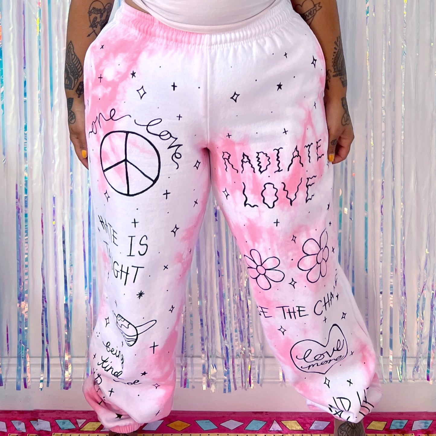 scrawl tie dye lounge pants