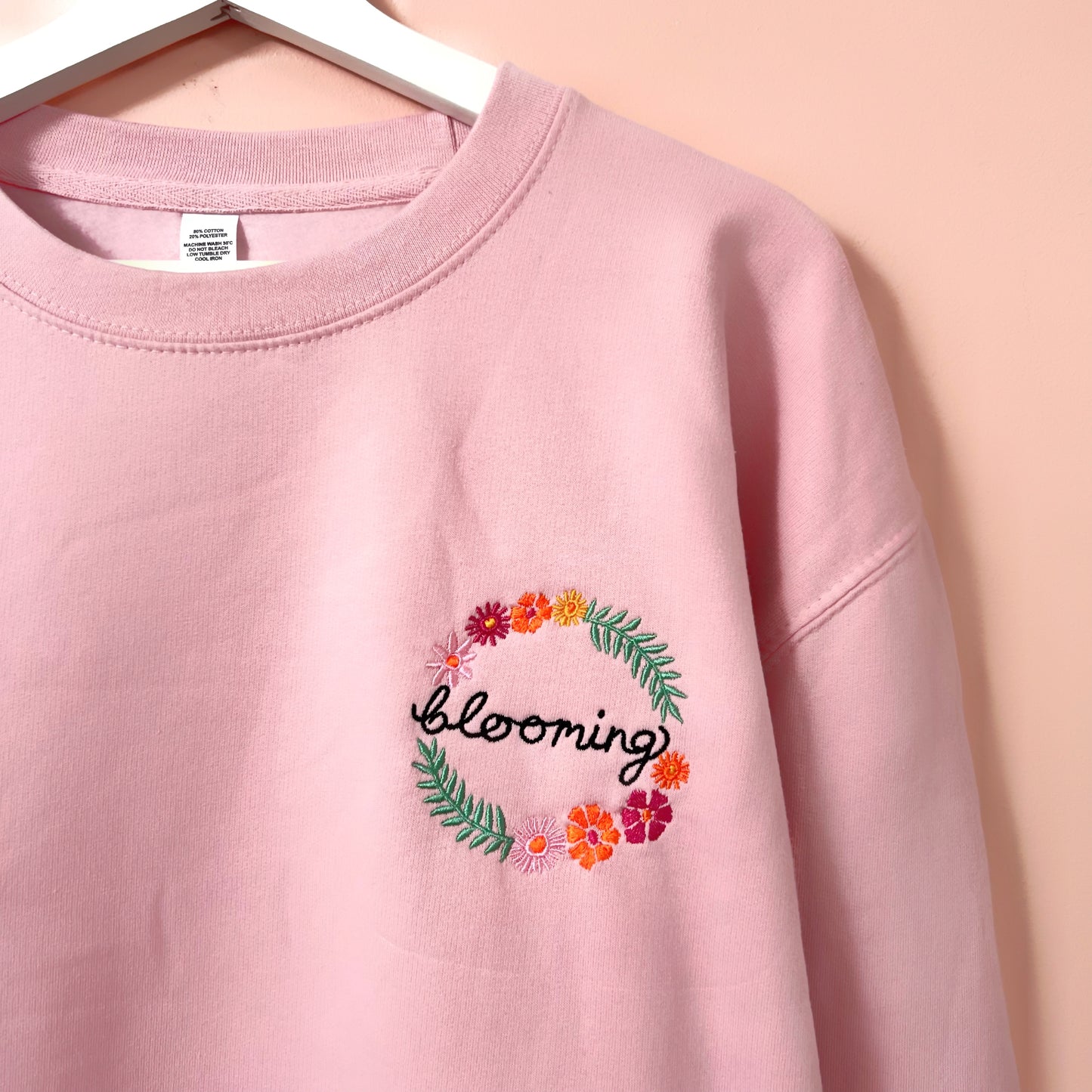 blooming embroidered sweatshirt - baby pink