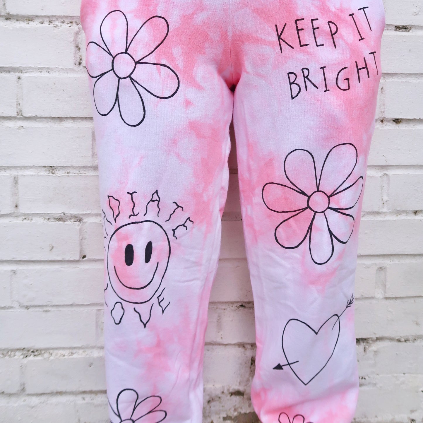 hippie heart tie dye lounge pants - pink
