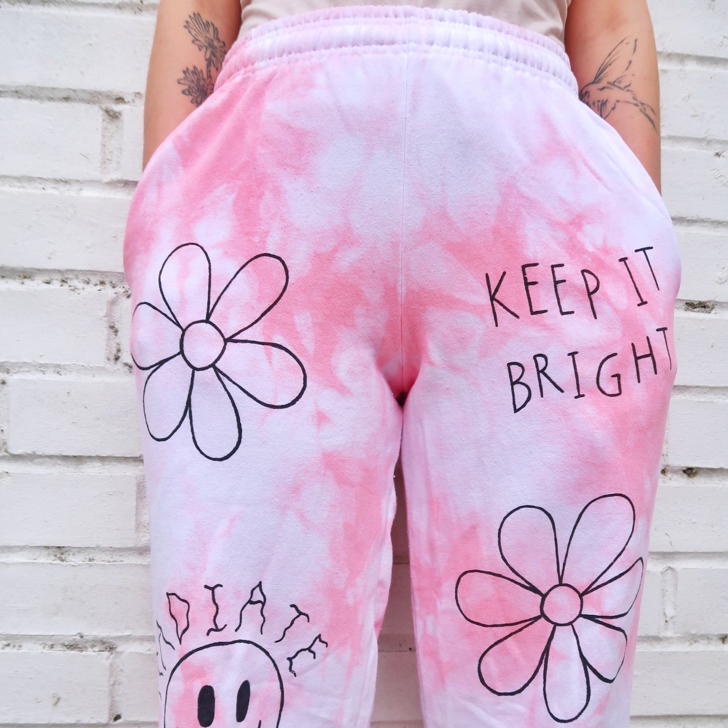 hippie heart tie dye lounge pants - pink