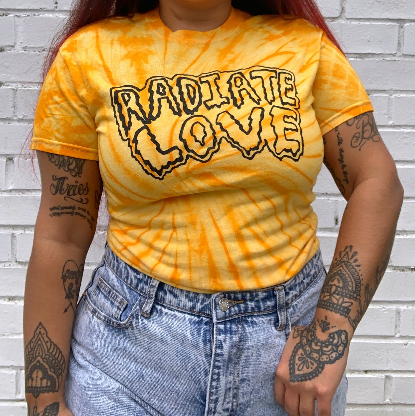 radiate love tie-dye t-shirt / crop top - yellow