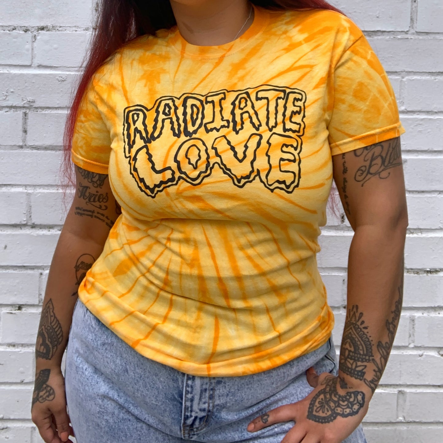 radiate love tie-dye t-shirt / crop top - yellow