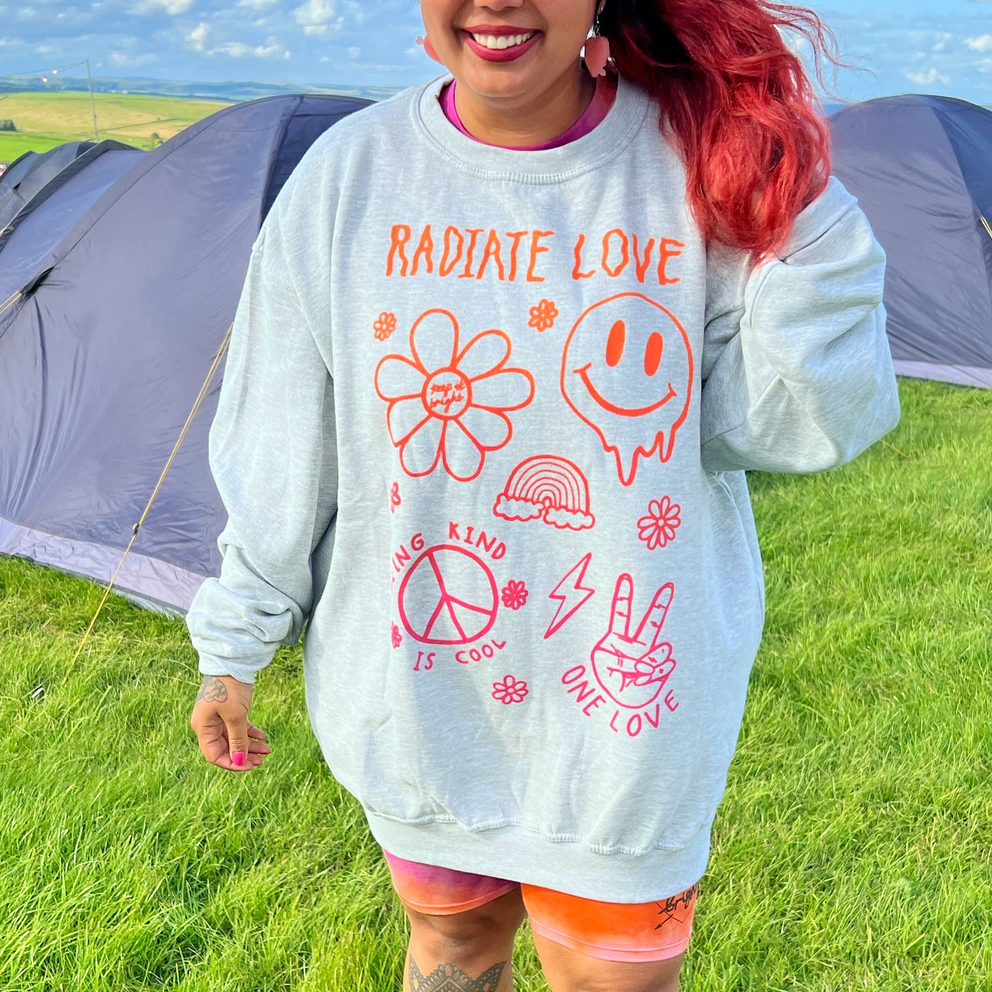 hippie heart sweatshirt - light grey