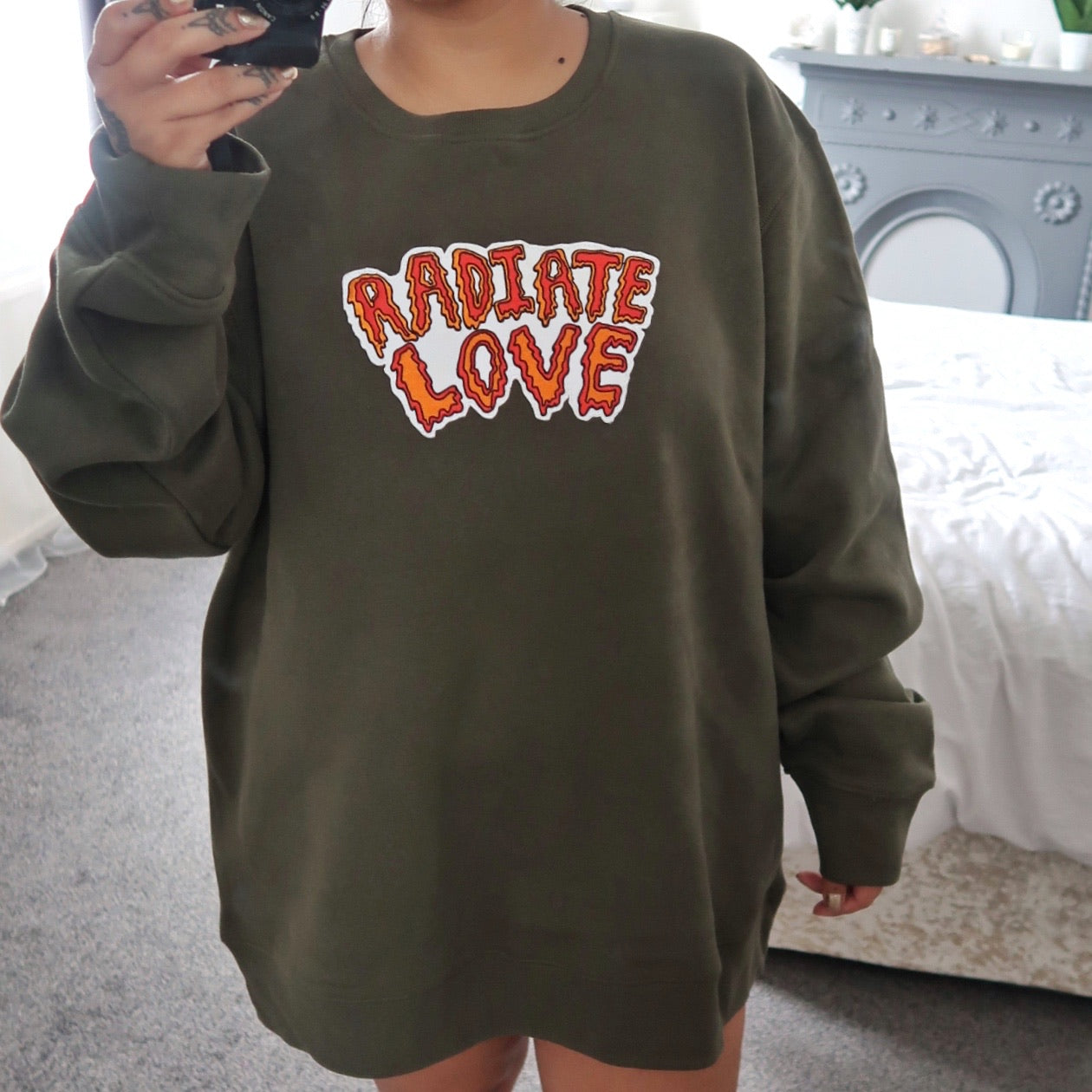 radiate love sweatshirt - as worn by ariana grande