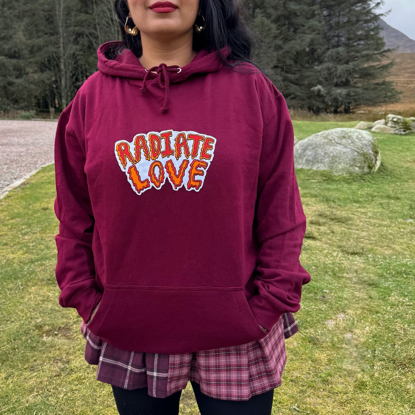 radiate love embroidered hoodie - burgundy