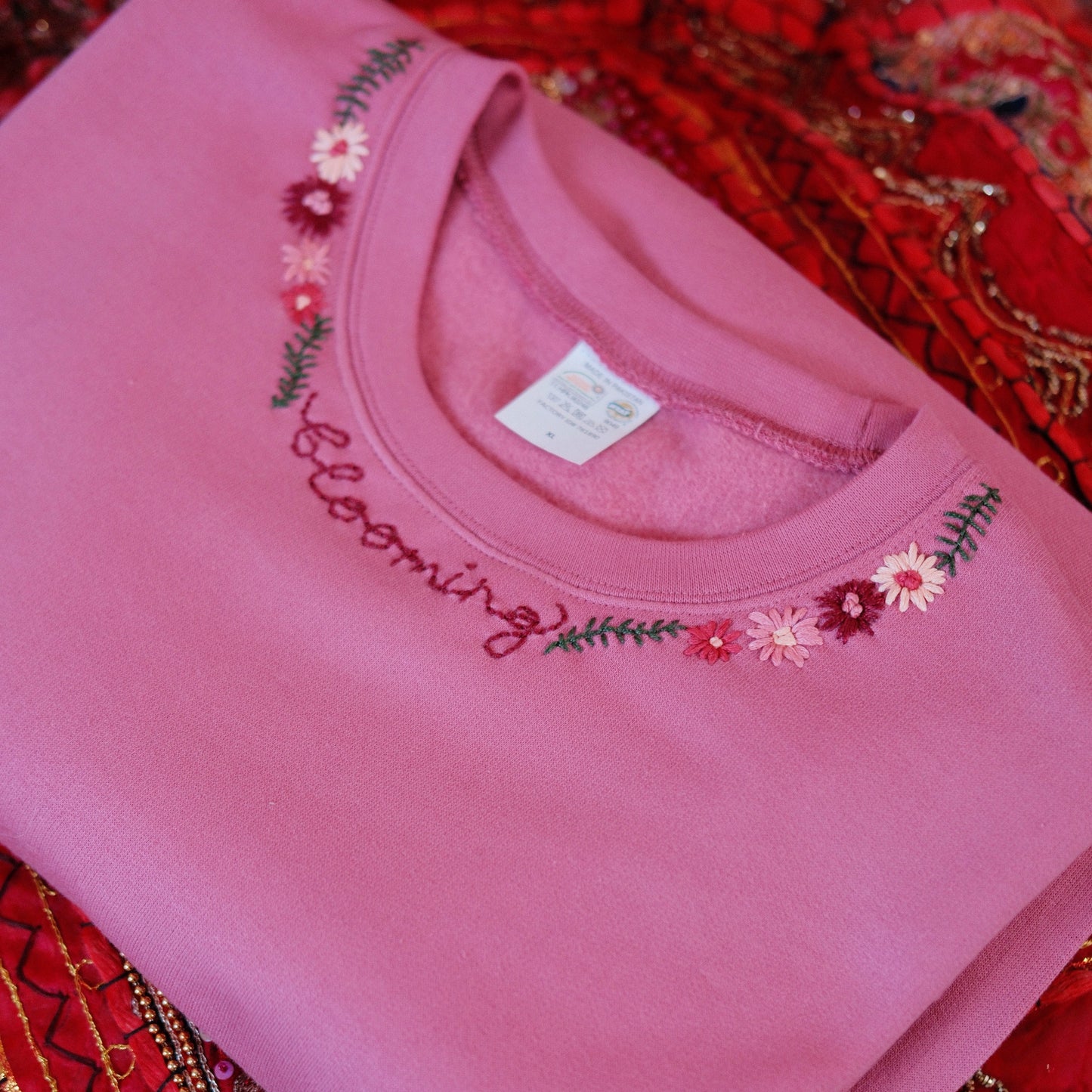 blooming hand-embroidered sweatshirt - pink v.2