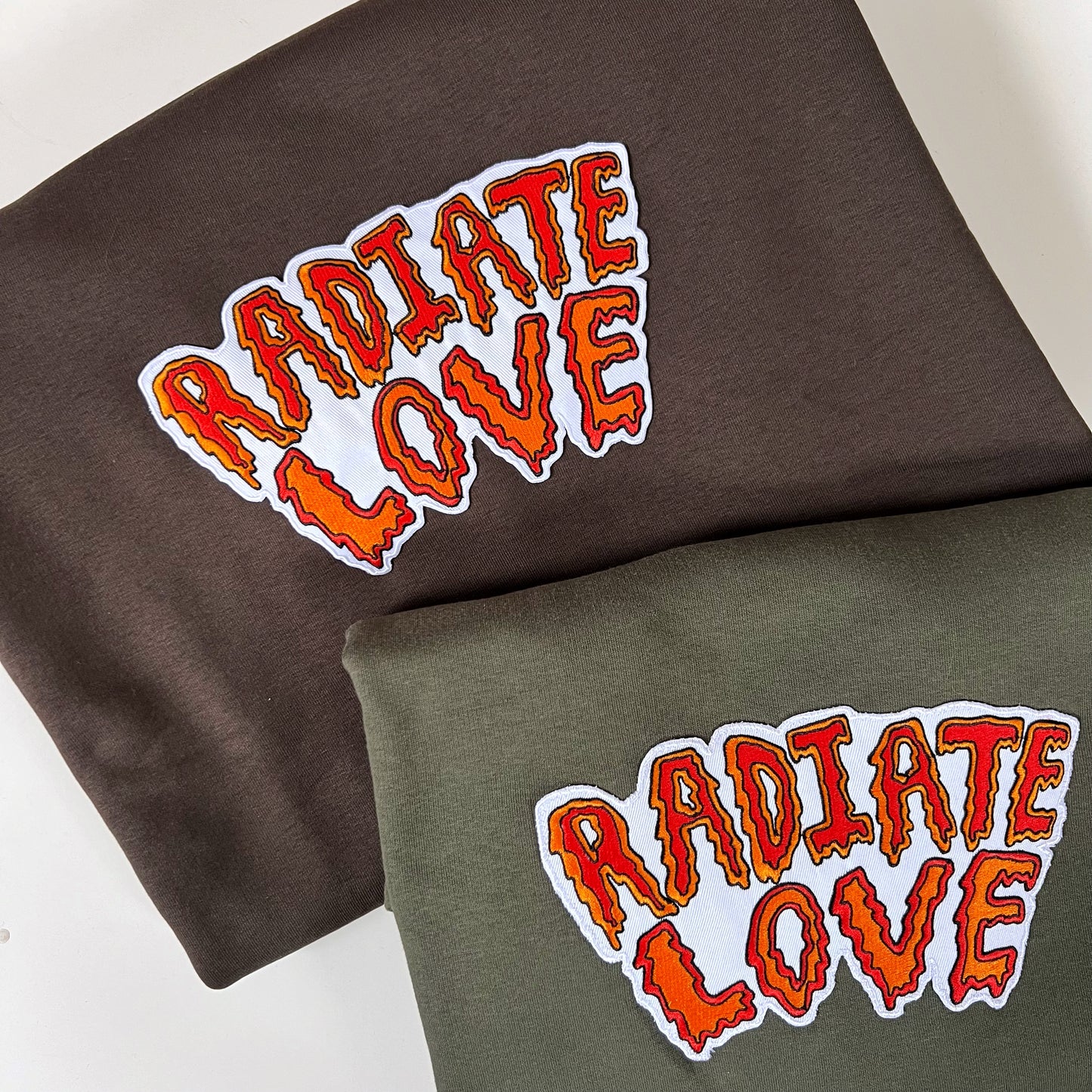 radiate love embroidered sweatshirt - dark olive green