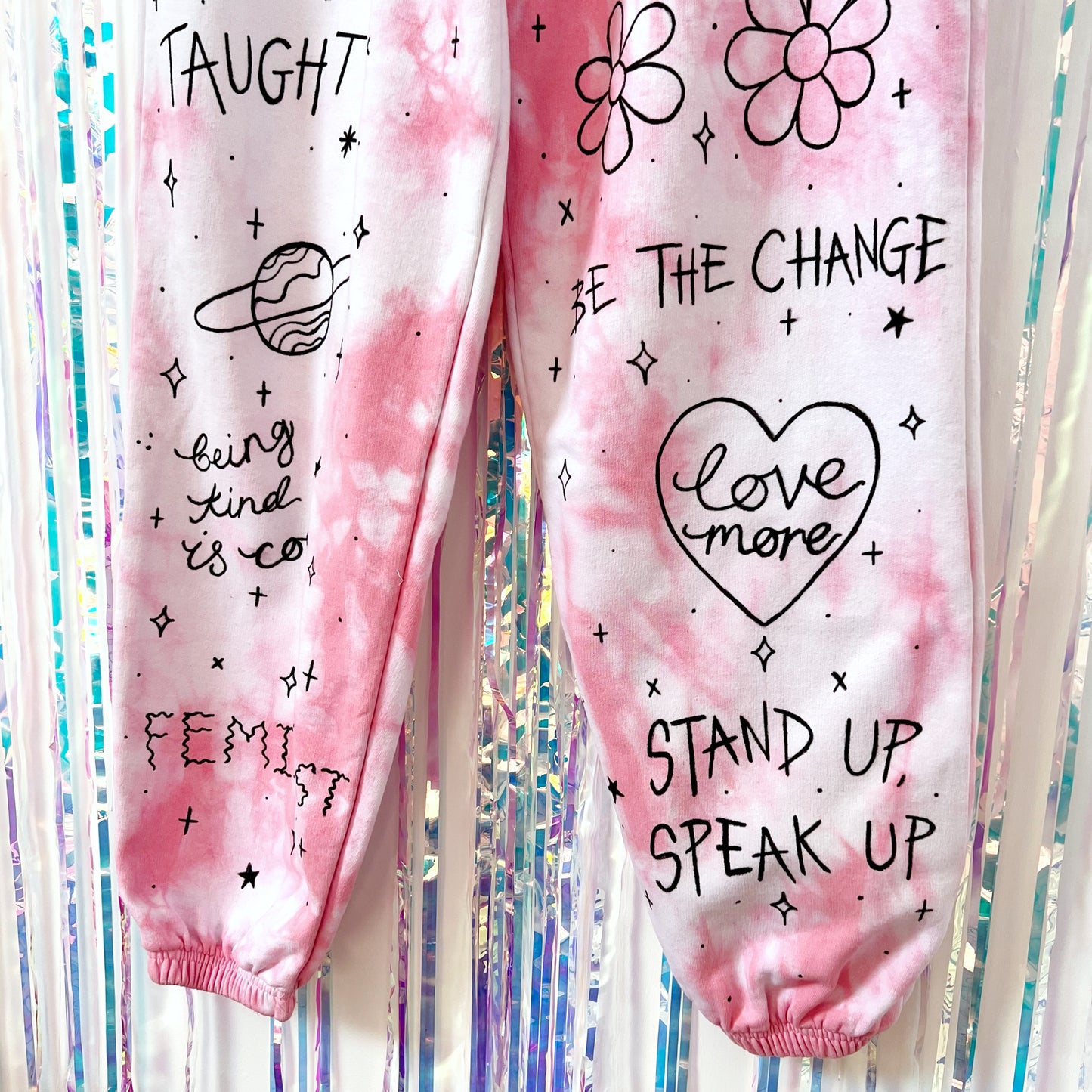 scrawl tie dye lounge pants