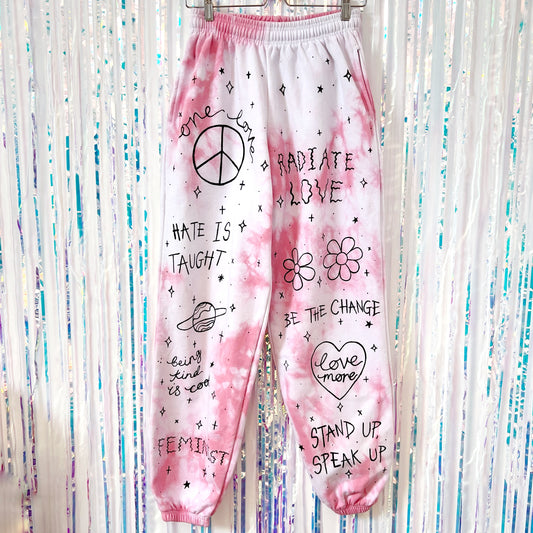 scrawl tie dye lounge pants