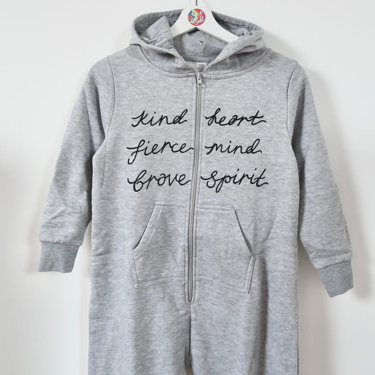 kind heart, fierce mind, brave spirit - kids onesie - grey