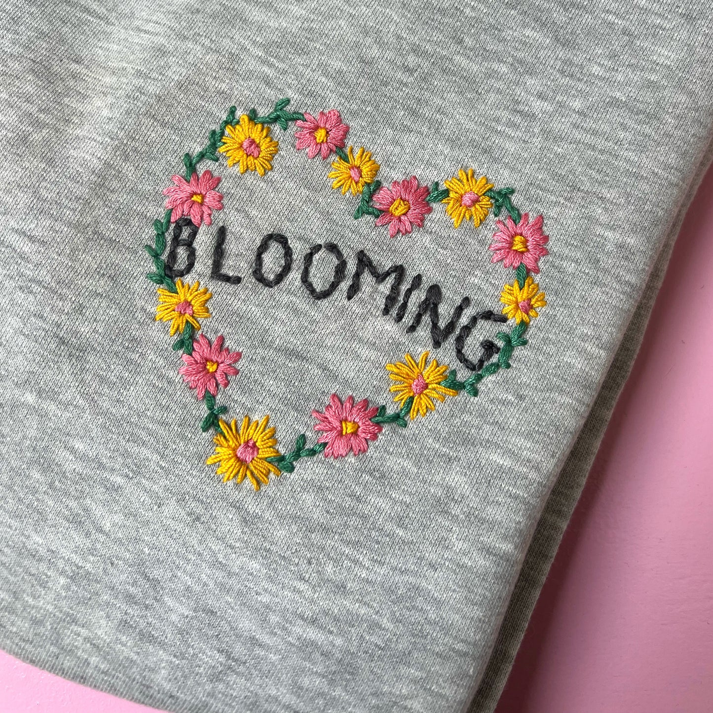 blooming hand-embroidered sweatshirt - grey