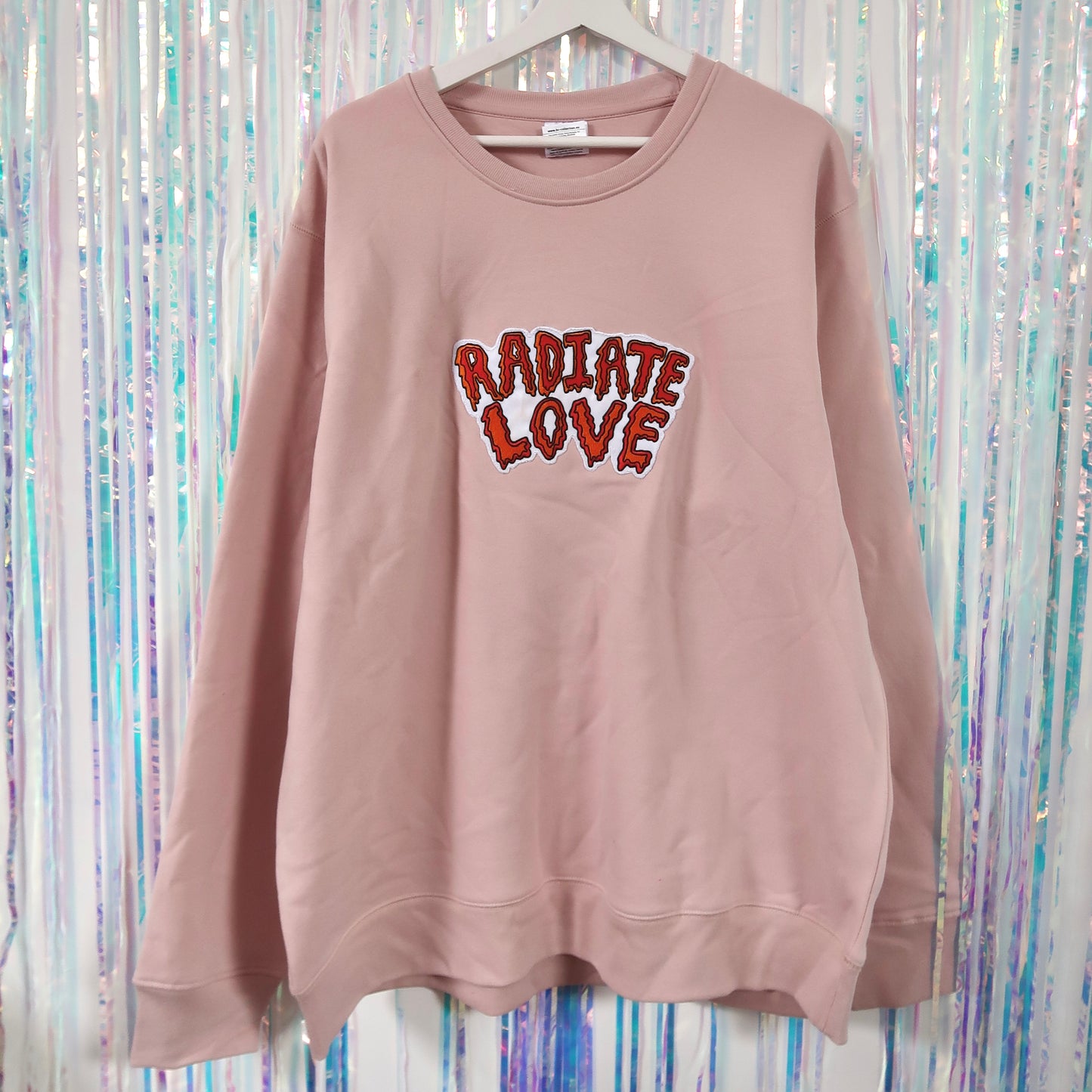 radiate love embroidered sweatshirt - light pink