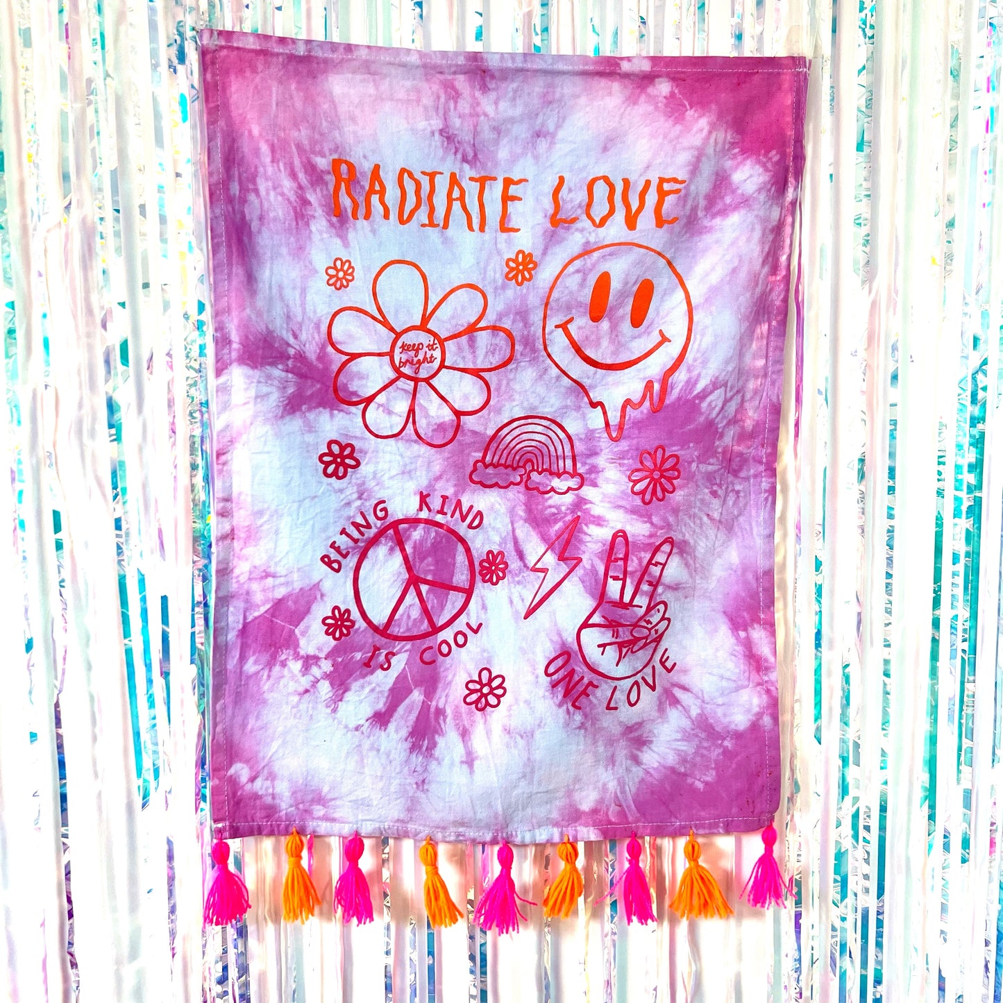 hippie heart tie dye wall hanging - daydream