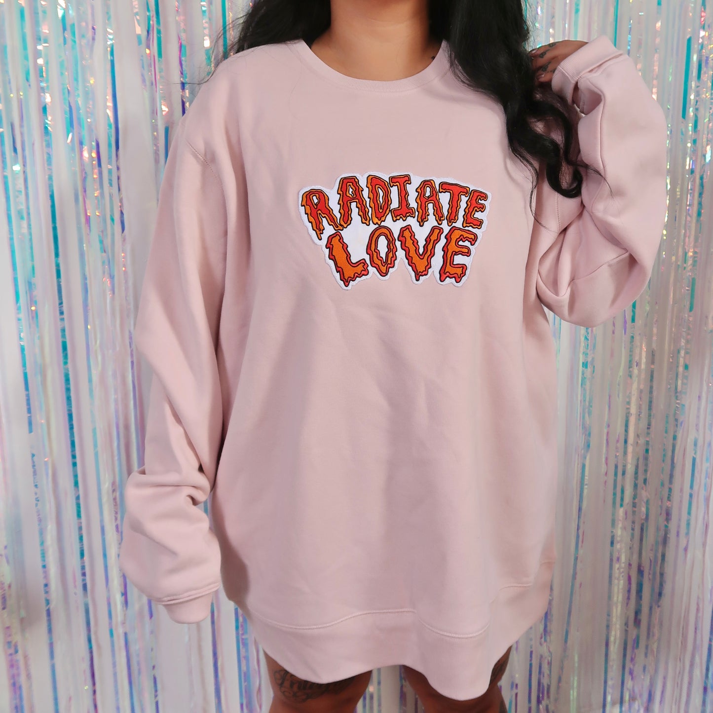 radiate love embroidered sweatshirt - light pink