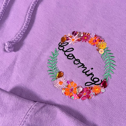 blooming hand-embellished hoodie - lilac
