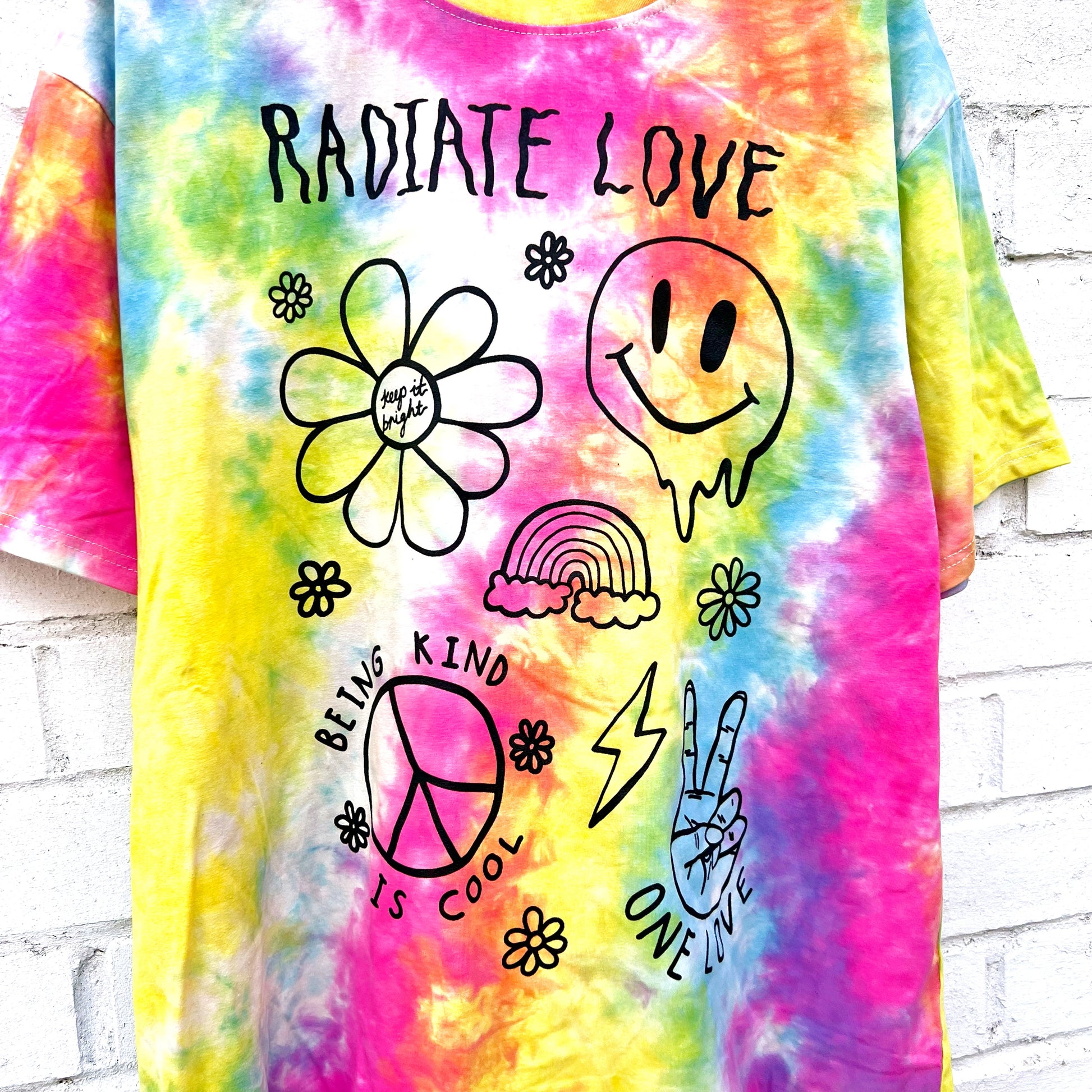 Heart Tie Dye Designs Sweatshirt Hippie Heart Tie-dye T-shirt