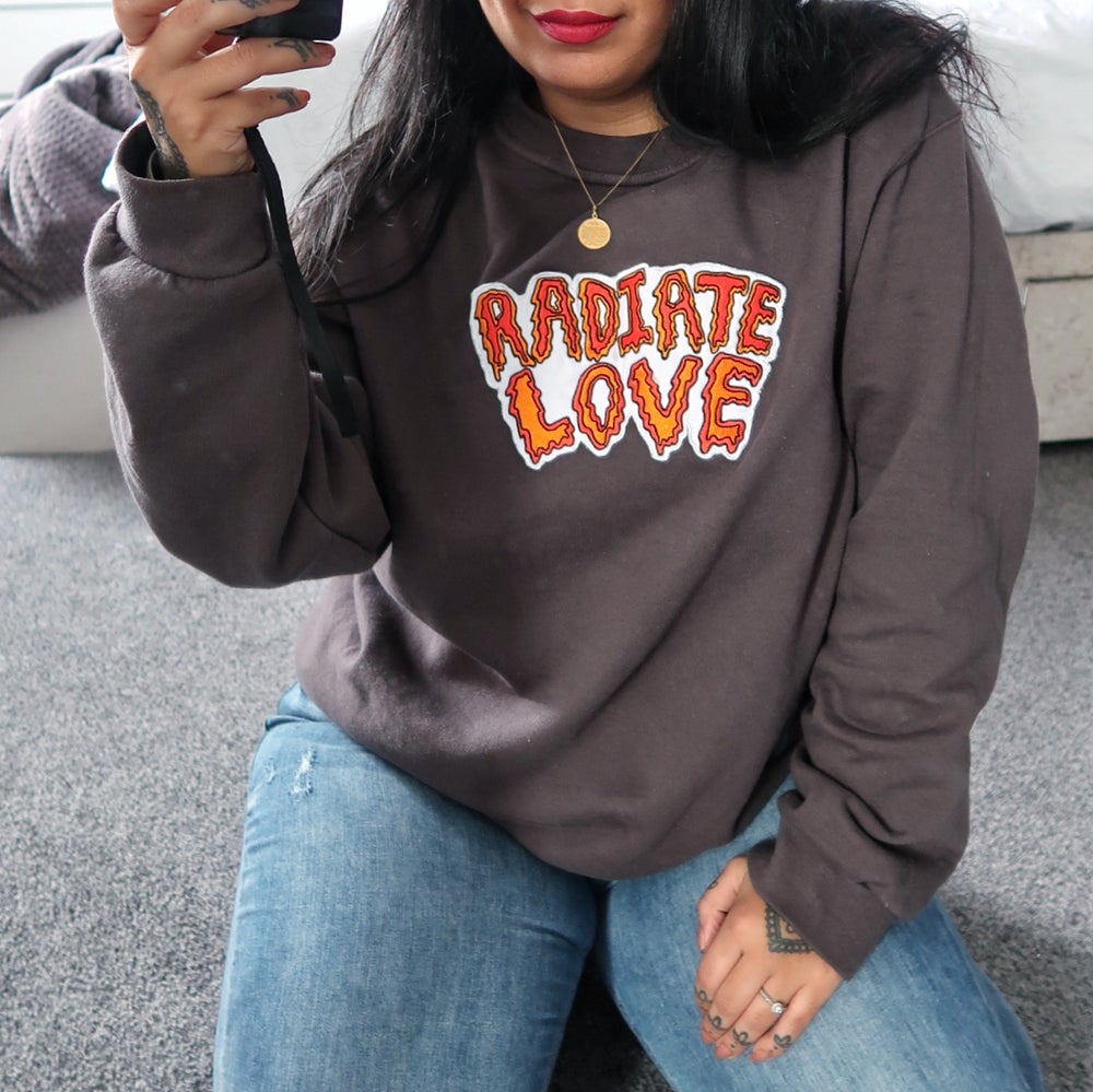 radiate love embroidered sweatshirt - dark grey