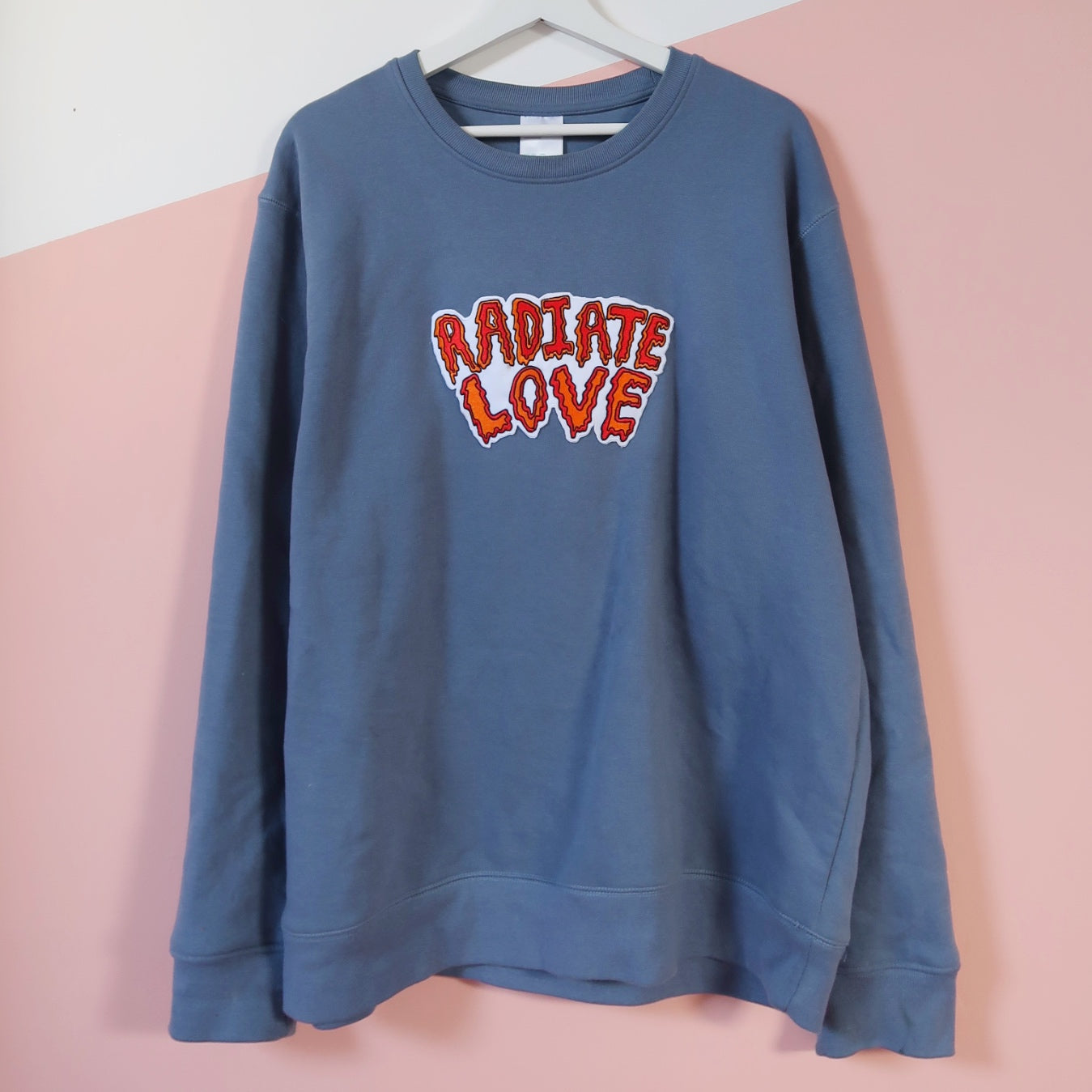 radiate love embroidered sweatshirt - dusky blue