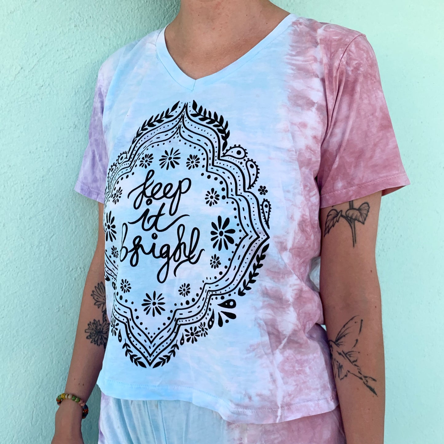 keep it bright V neck tie dye top