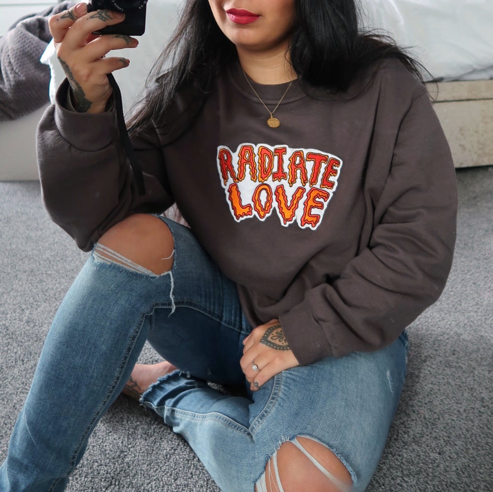 radiate love embroidered sweatshirt - dark grey