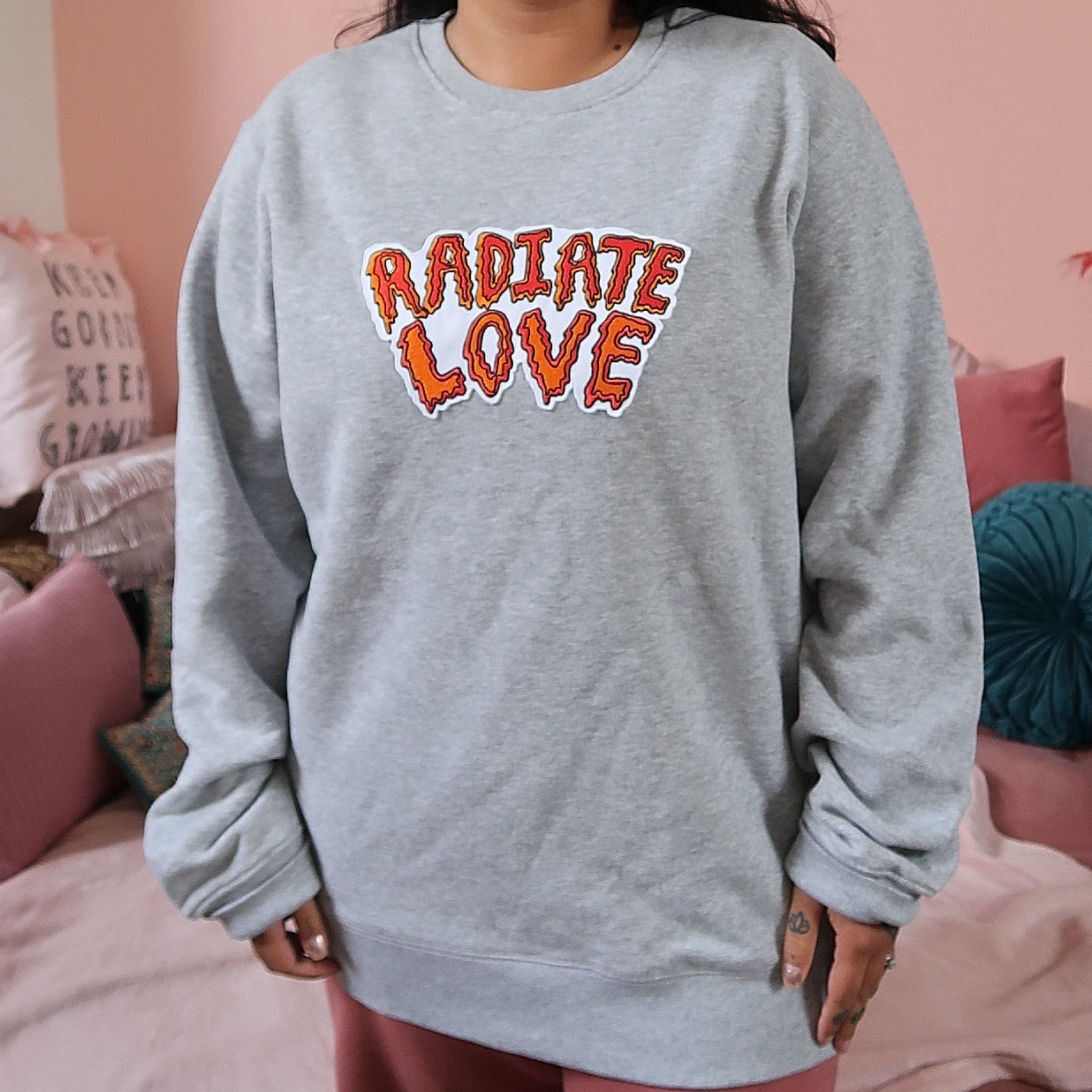 radiate love embroidered sweatshirt - light grey